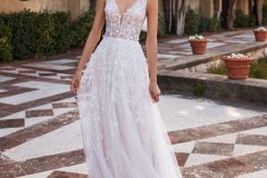 Elara-Wedding-Dress-Pronovias-Willow-Grace-Bridal-Peterborough-Stamford-Lincolnshire-1