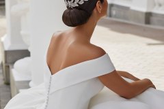 Farrah-Wedding-Dress-Pronovias-Willow-Grace-Bridal-Peterborough-Stamford-Lincolnshire-3