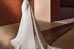 Roman wedding dress by Pronovias