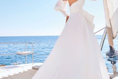 Sonia wedding dress by Pronovias